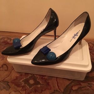 Size 40.5 European size fits like a 9 or 9.5